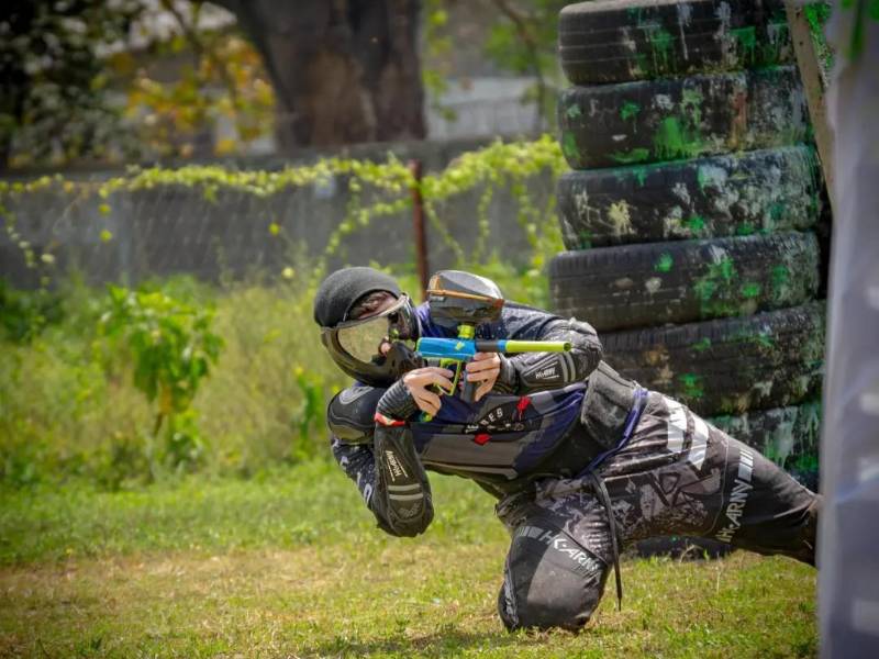 Para los más extremos de la casa, la ciudad cuenta con varios campos de paintball.