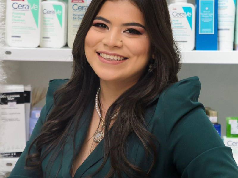 Odalys Cárcamo en su tienda.