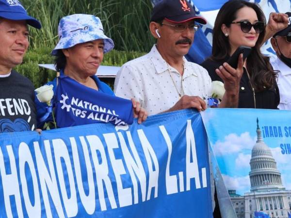 Más de 72,000 hondureños, 4,000 nicaragüenses y unos 12,700 nepalíes se quedaron sin TPS; pero una Corte de California logró darles más tiempo. Este martes, la jueza que lleva el caso, decidirá si procede o no, la apelación que interpuso el gobierno de USA.