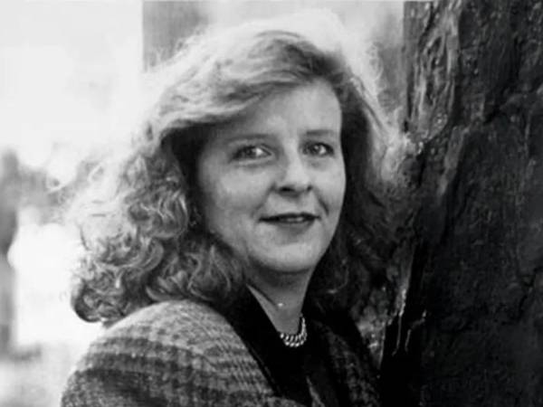 El senador y precandidato presidencial colombiano Miguel Uribe Turbay se encuentra en estado grave tras ser herido en un atentado, 33 años después del secuestro y asesinato de su madre, Diana Turbay.