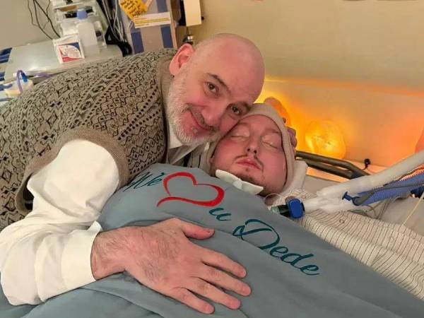 El “príncipe durmiente” de Arabia Saudita, de 36 años, falleció tras pasar más de 20 años en coma luego de sufrir un accidente automovilístico, anunció la Corte Real Saudí.