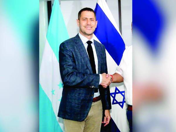 Golan cuestionó la postura de Honduras en la guerra.