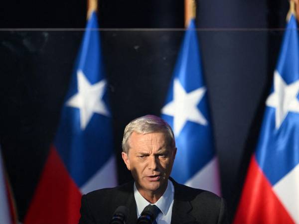 José Antonio Kast, en su mitin de cierre de campaña, atrajo a los chilenos deseosos de un cambio radical.