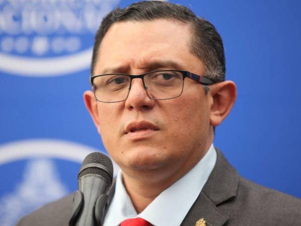 La Secretaría de Educación debe esclarecer cómo se otorgaron estas plazas y quiénes participaron en los nombramientos.