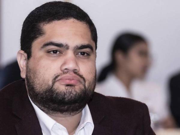 José Carlos Cardona, exministro de Sedesol, fue interrogado por auditores del Tribunal Superior de Cuentas (TSC), tras el escándalo de desvío de fondos en la institución.