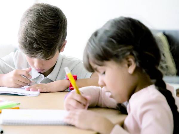 <b>La baja autoestima afecta el proceso de aprendizaje y hasta se vuelve causa de deserción.</b>