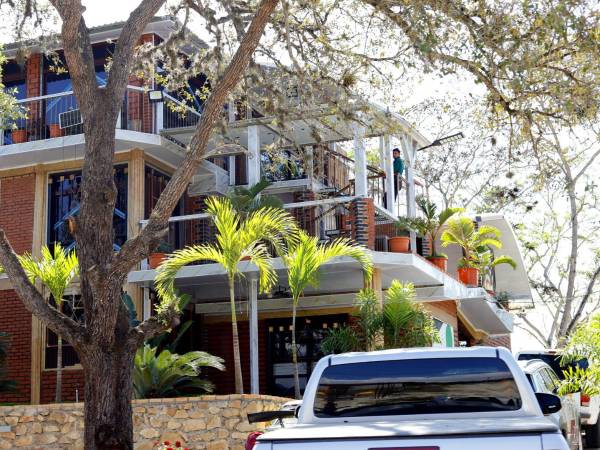 Esta es la vivienda que alberga la sede principal de Invertech, ubicada en la residencial Villa Marlen, en La Entrada, Copán.