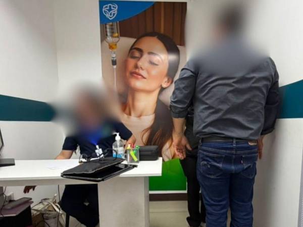 Los supuestos especialistas de Medisan en San Pedro Sula, le detectan a la persona varias enfermedades en minutos.