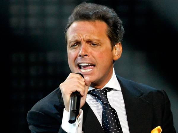 Este 15 de mayo se difundió la supuesta hospitalización de Luis Miguel en Nueva York tras presentar un problema cardiaco que requirió atención médica de emergencia. La información difundida por la creadora de contenido <i>Chamonic </i>en su cuenta de redes sociales, detallaba: