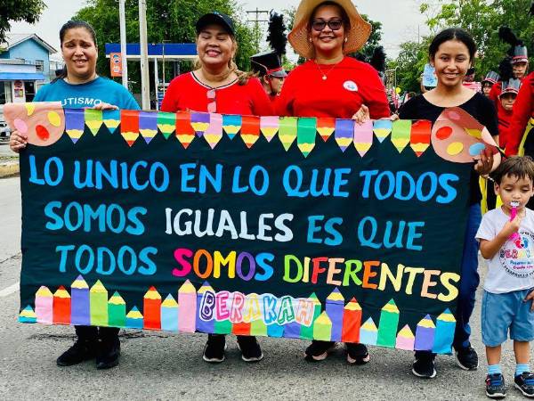 Cada <b>30 de septiembre</b> se conmemora el <b>Día Nacional del Autismo en Honduras</b> según decreto 39-2019. Por ello, y con el objetivo de concienciar a la población sobre el autismo o Trastorno del Espectro Autista este viernes se celebró una marcha para hacer conciencia entre la población.