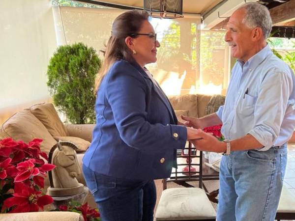 El nacionalista afirmó ue el abrazo a Xiomara Castro tras los comicios fue un gesto de caballerosidad y compromiso con Honduras.