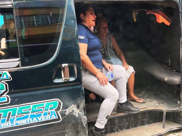 La mayoría del transporte urbano de San Pedro Sula está obsoleto. Los ciudadanos sufren asaltos constantes si antes, el autobús en que viajan, no se accidenta por pelear ruta con otros.