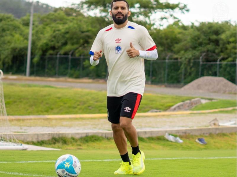 ¡Renovado! El potente 11 titular de Olimpia contra Motagua por la Supercopa