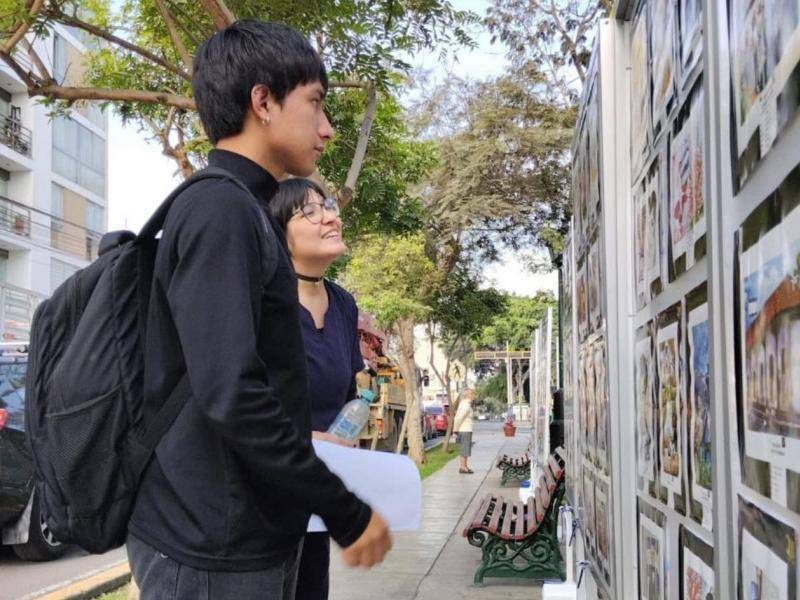 Hondureño lidera museo itinerante con más de 600 artistas en Perú