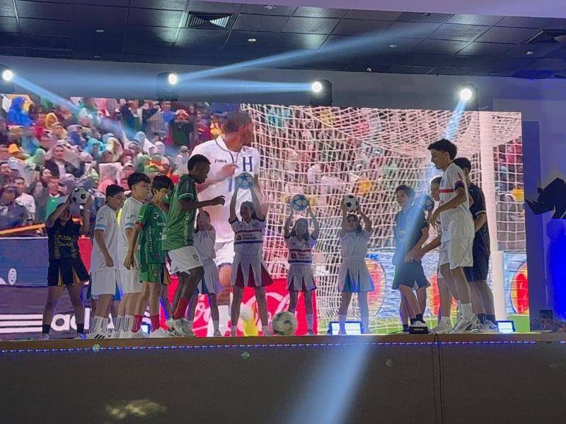 Happy New Dawn celebra su Show de Talentos: “Honduras, País 5 Estrellas”