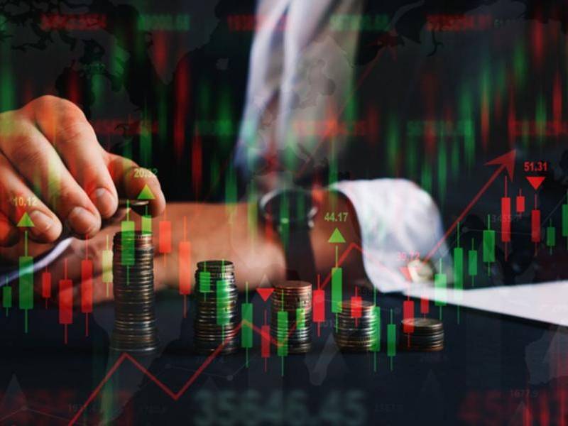 La falta de confianza de los inversionistas y un incierto clima de negocios se cuentan entre los factores que frenan la llegada de nuevas inversiones. La llegada de capital nuevo continúa siendo limitada y el país enfrenta dificultades para competir por inversiones en Centroamérica