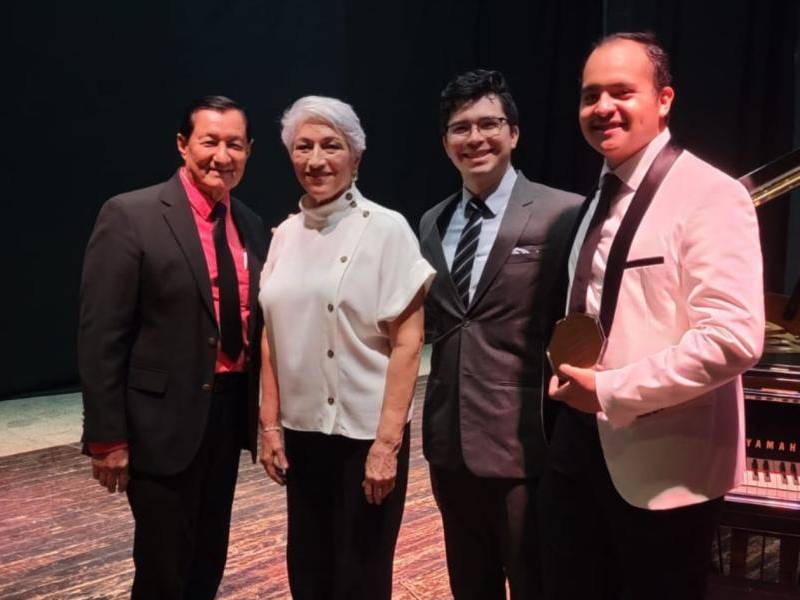 Academia de Bellas Artes celebra recital “Entre Notas y Silencios”