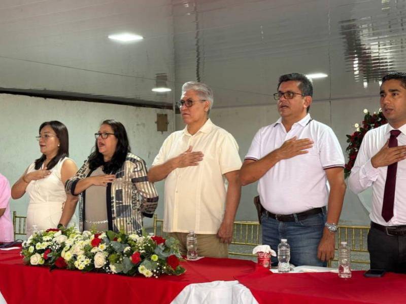 Walter Perdomo, alcalde de Villanueva, Cortés, anunció que su administración dará énfasis a la modernización urbana, el ordenamiento territorial y la sostenibilidad en el uso de los recursos municipales.