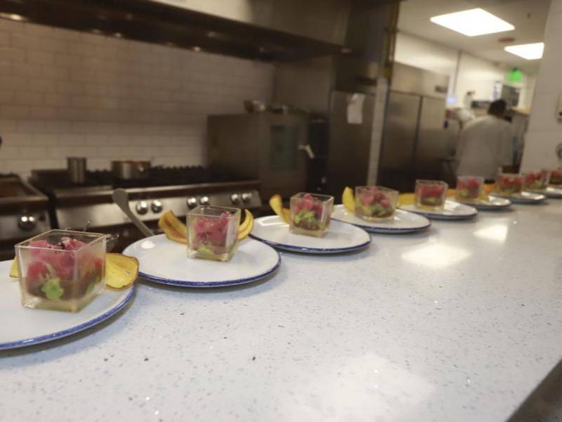 “El objetivo de este menú es ofrecer una experiencia que vaya más allá de la comida; buscamos que cada visita sea un recorrido gastronómico memorable”, comenta el chef Alejandro Navarro.