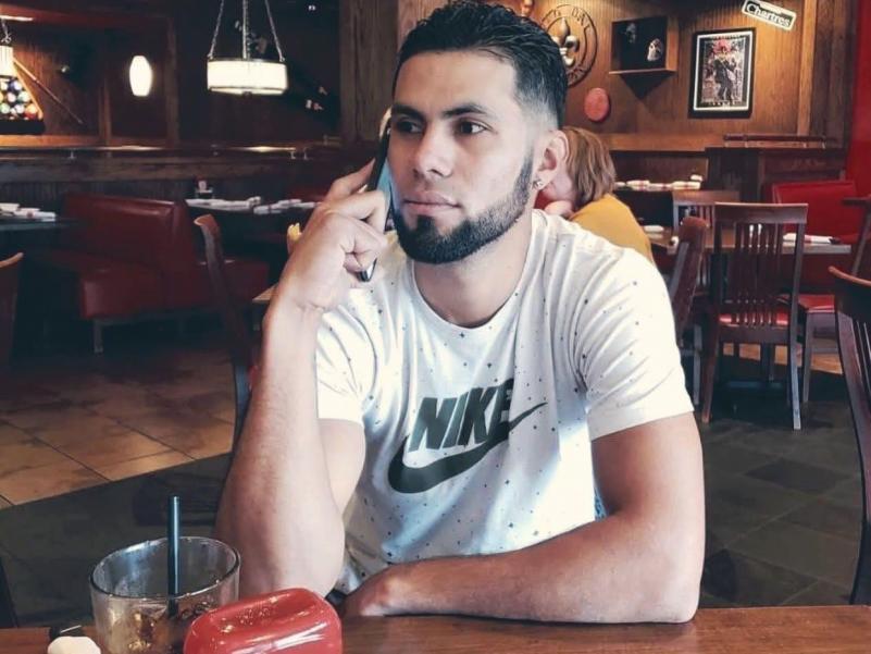 Hondureño muere apuñalado tras intervenir en agresión contra otro hombre