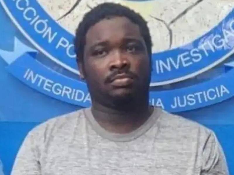 Jeremías Ávila Dilbert, de 30 años, fue capturado y señalado por las autoridades como presunto responsable del asesinato del abogado Dereck McNeil en Roatán.