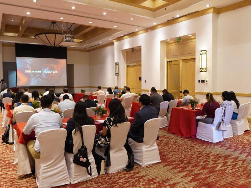 Más de 45 ejecutivos se dieron cita en Tegucigalpa para analizar el impacto de la IA agentiva, la computación cuántica y la ciberseguridad Zero Trust.