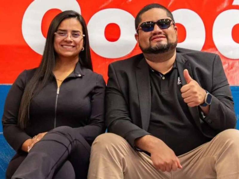 La diputada de Libre por Copán, Isis Cuéllar, y José Carlos Cardona, exministro de Sedesol, son acusados de desviar más de seis millones de lempiras.