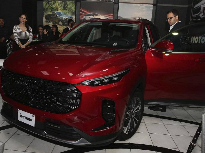 Qingling Motors presentó su línea de vehículos de alto rendimiento durante la ceremonia.