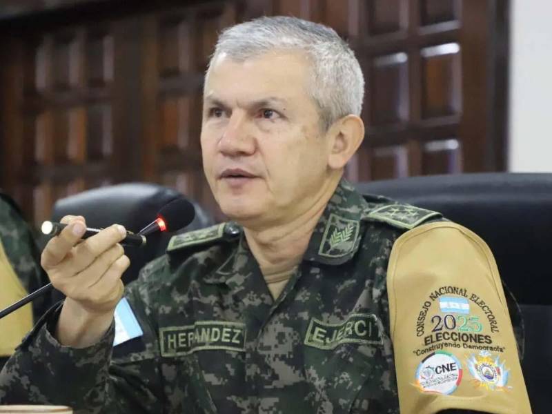 Exjefe del Estado Mayor Conjunto de las Fuerzas Armadas, Roosevelt Hernández.