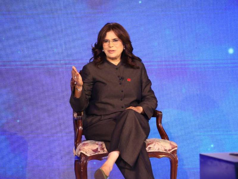 Rixi Moncada (Partido Libre) expone sus propuestas sobre la democratización de la economía y la justicia social en Honduras ante estudiantes y docentes de la USAP.