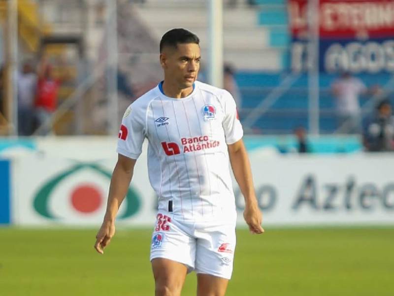 ¿Lo buscó Atlético de Madrid? Carlos Pineda responde y habla de su título