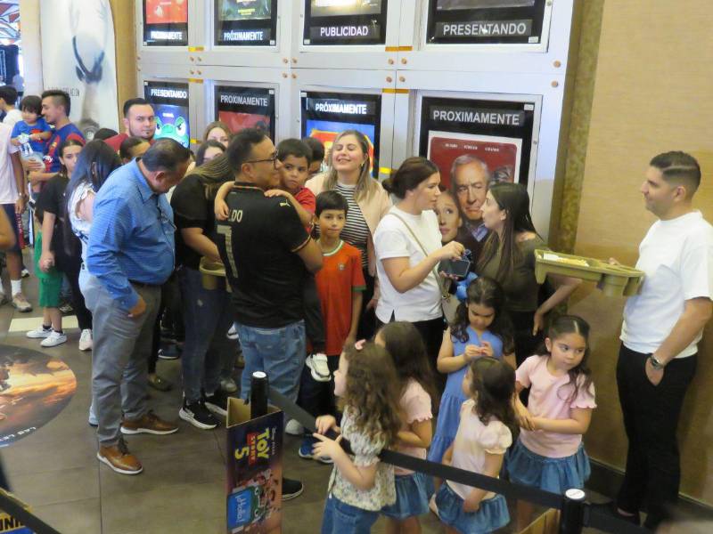 Banco Atlántida premia la fidelidad de sus clientes con la premier exclusiva de Toy Story 5
