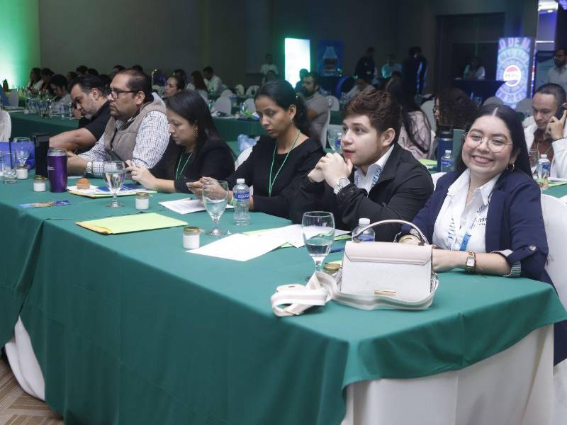 Los dos días del congreso tuvieron una agenda cargada de charlas y talleres prácticos.