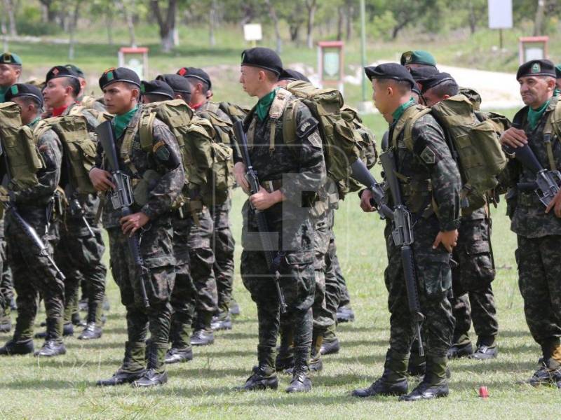 Conmemoración del <b>Día del Veterano de Guerra.</b>