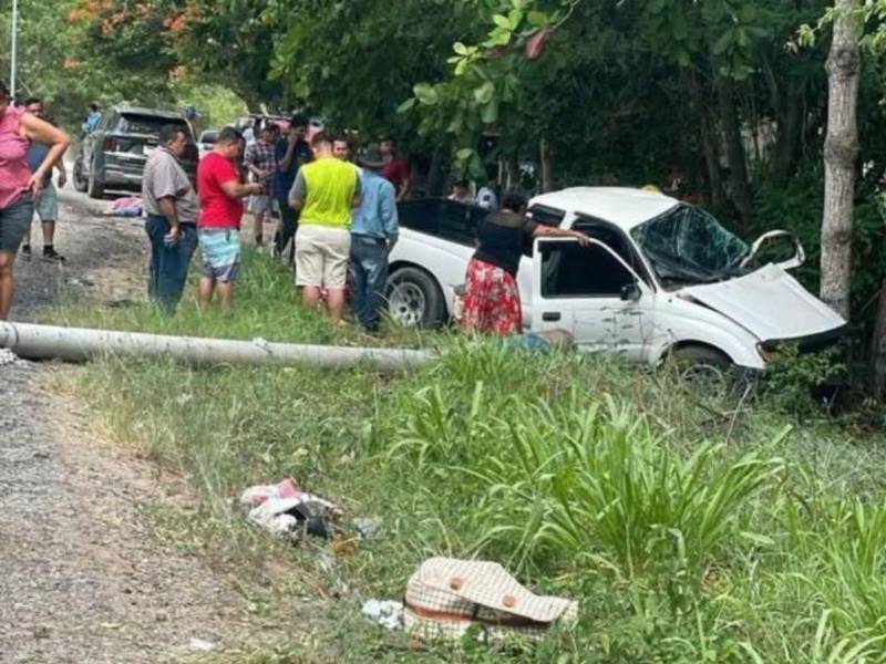 José Manuel Hernández Martínez, conductor del pick-up, murió mientras era trasladado a un centro asistencial.