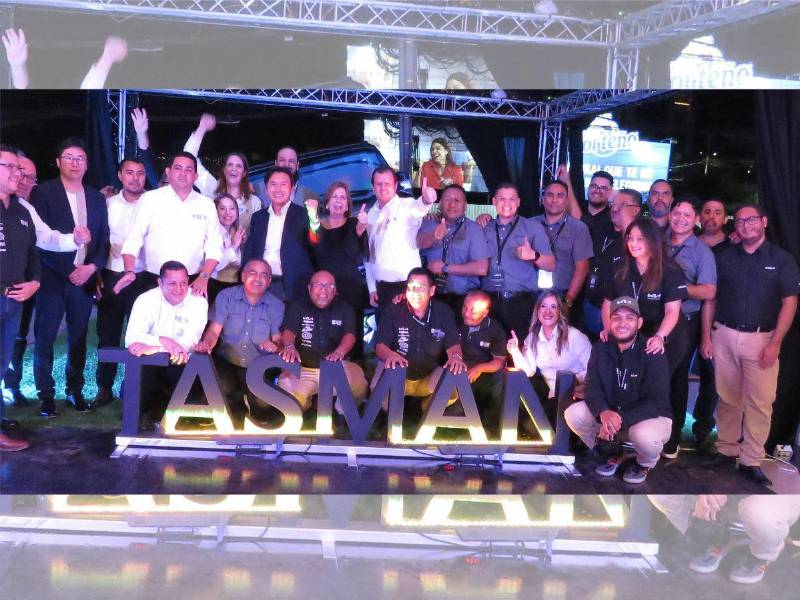 Corporación Jaar celebra en grande 35 años de innovación, renovación, estrena modernas instalaciones y lanza el KIA Tasman.