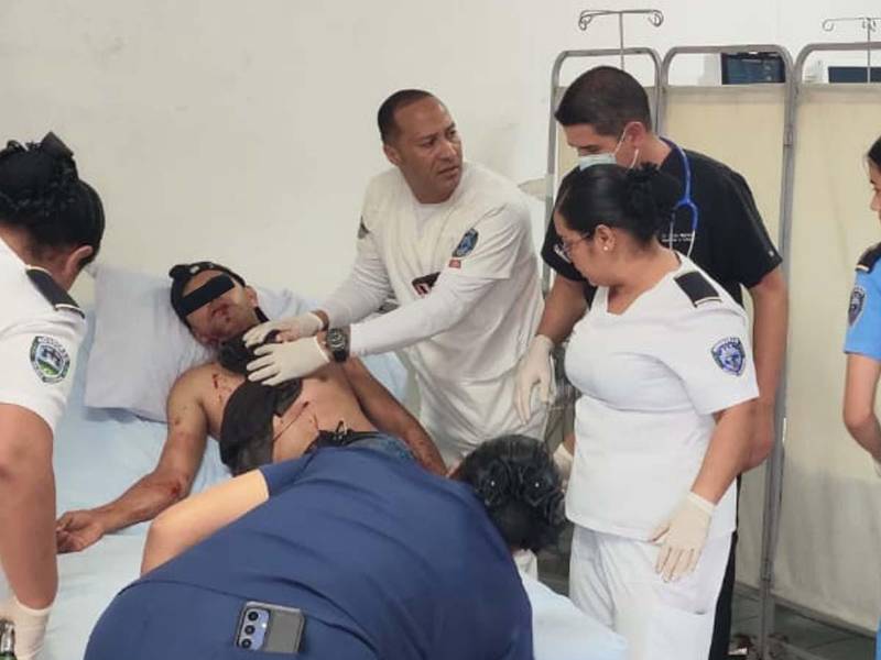 El policía herido Otoniel García está asignado a la División Anti Extorsión y Asociaciones Terroristas (DAET)