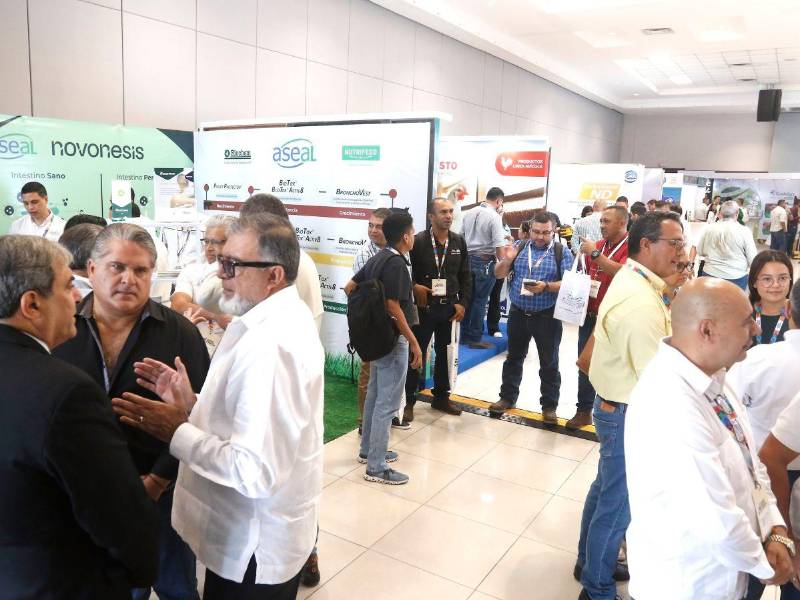 El congreso se posiciona como un espacio de diálogo e intercambio de conocimiento para el fortalecimiento de la industria alimentaria hondureña.