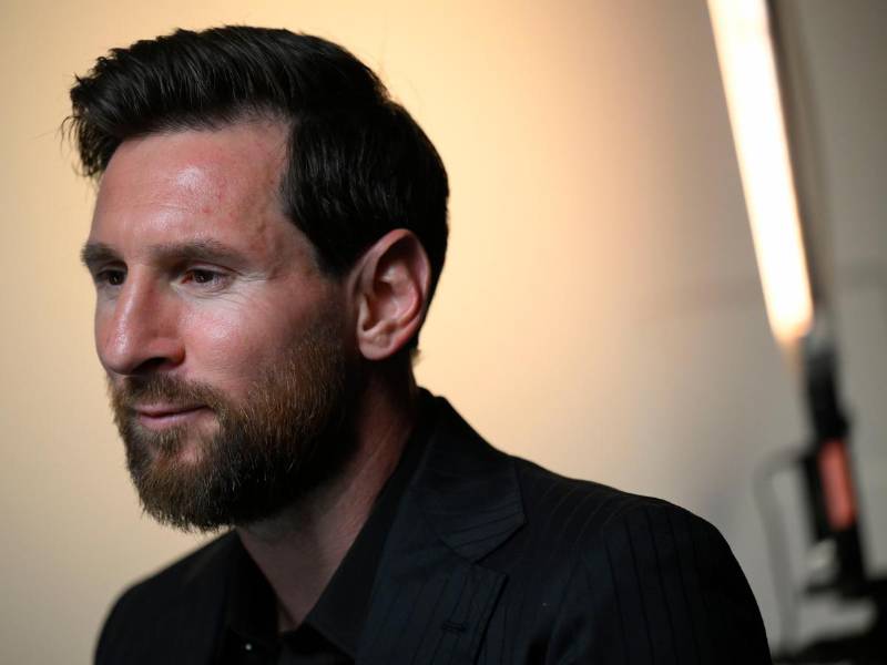 El astro argentino recordó sus momentos con el Barcelona. FOTO EFE.