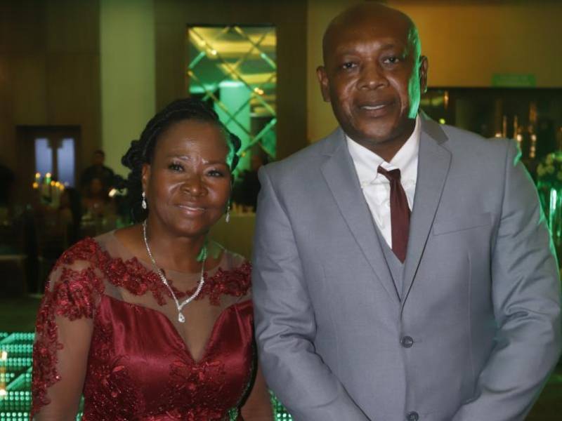 Melly Blanco y Óscar Martínez