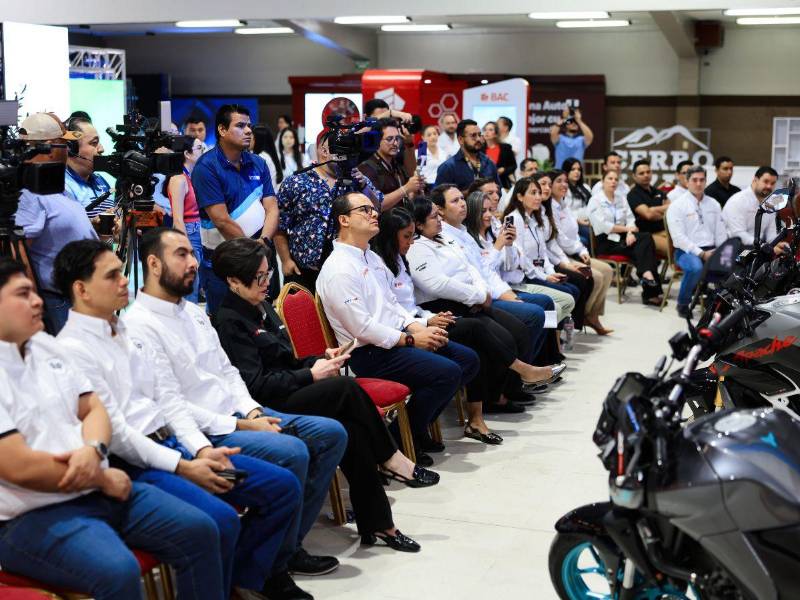 La Cámara de Comercio e Industrias de Cortés fue el escenario donde Motomundo compartió su historia de crecimiento y éxito en Honduras.