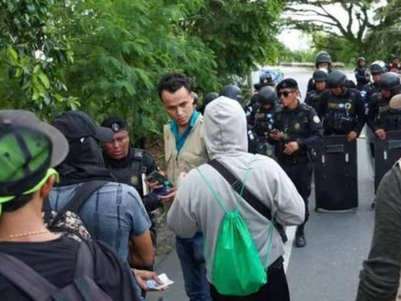 La Secretaría de Bienestar Social (SBS) de Guatemala brinda protección a 10 adolescentes hondureños.