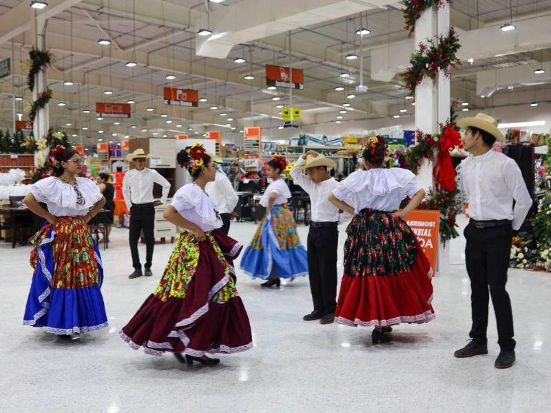La Mundial impulsa el desarrollo de Tocoa con la gran apertura de su tienda número 20