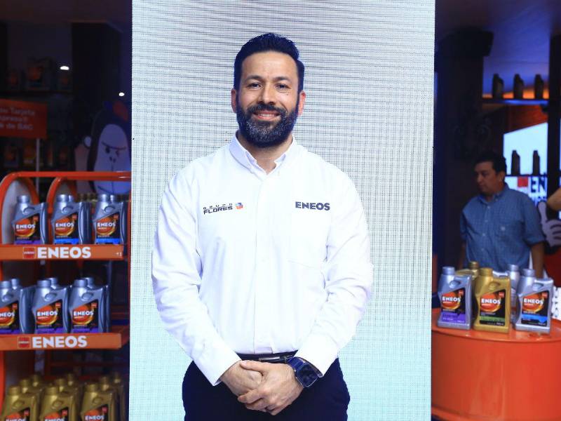 Antonio Palacios, director Comercial de Grupo Flores, durante el evento de lanzamiento de la nueva marca.