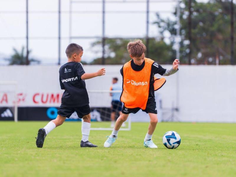 Diunsa celebra su 50 aniversario con la llegada de los Clinics de la Fundación Real Madrid a Honduras