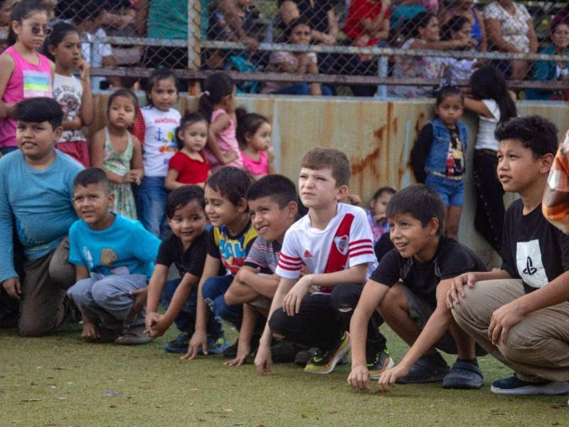 UTH lleva alegría y esperanza a más de 500 Niños de Río Blanco