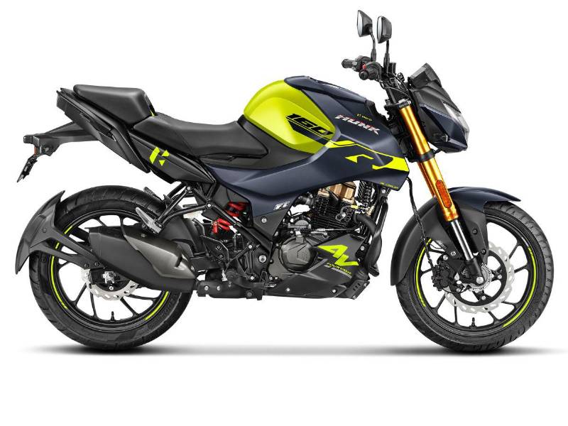 La Hunk 160R 4V satisface todos los requisitos de los motoristas más jóvenes, dinámicos y amantes de las emociones fuertes.