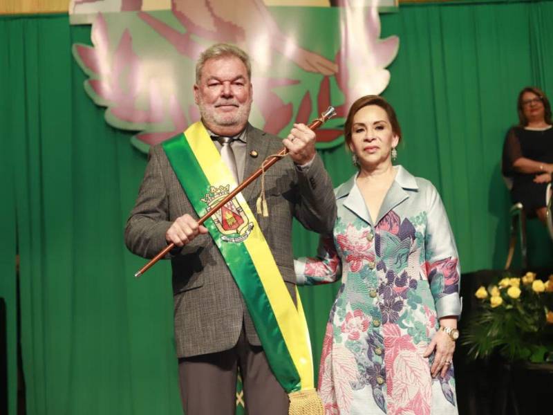 Contreras dijo que seguirá fortaleciendo la educación, la salud y más obras para San Pedro Sula