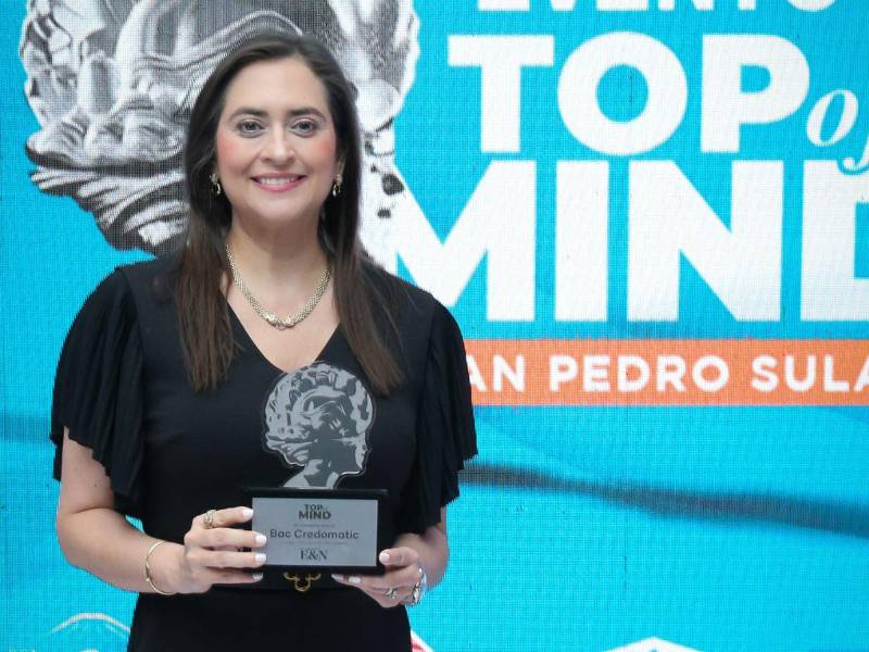 Valeria Ríos, vicepresidente de estrategia comercial, mercadeo y sostenibilidad de BAC Honduras.