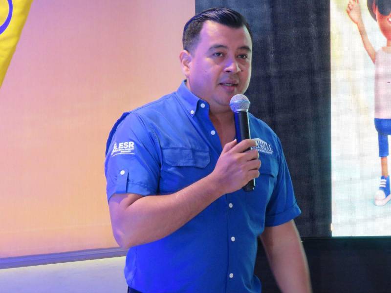 Francisco Pereira, gerente de mercadeo de Supermercados Colonial.